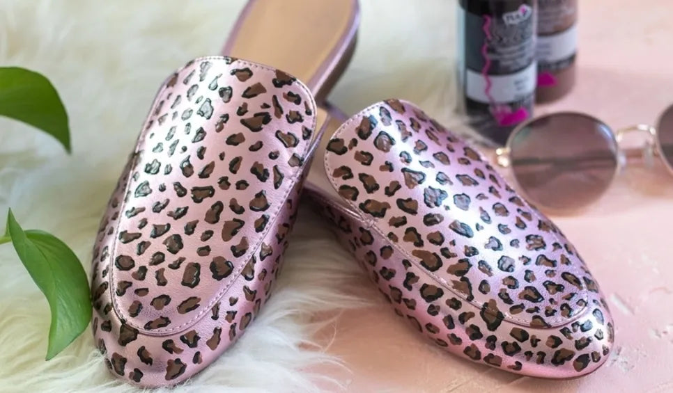 How To Paint Leopard Print with Dimensional Paint