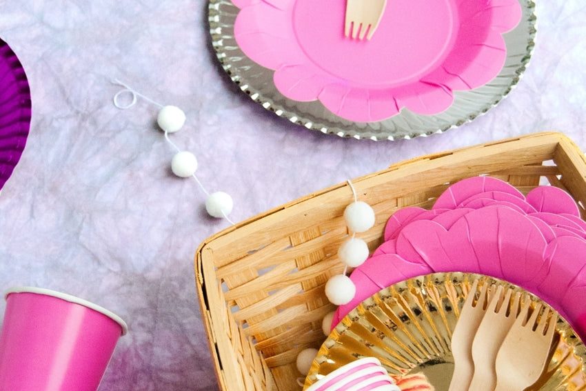 Tie-Dye Indoor Picnic Blanket