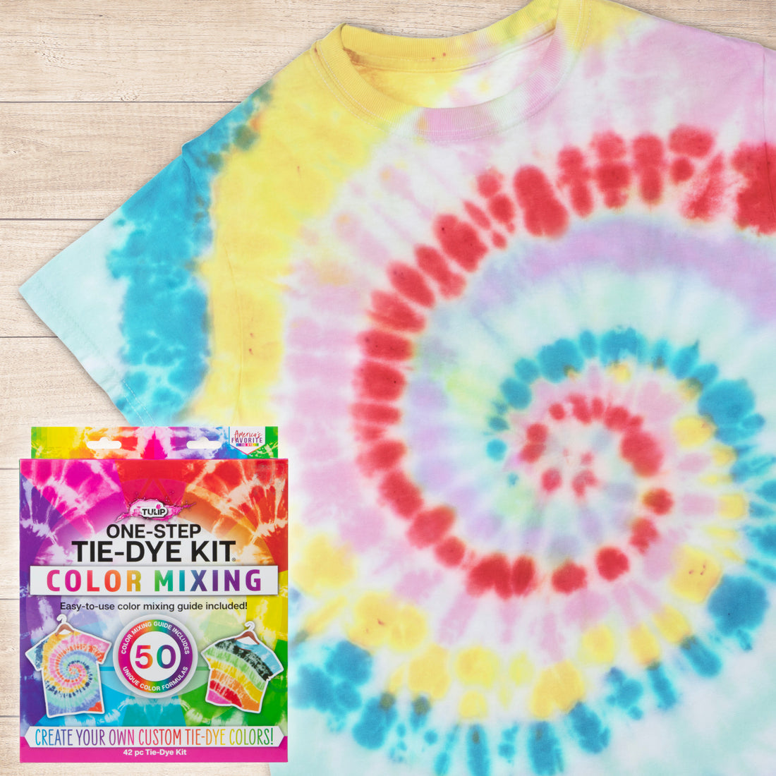 Can colors be mixed when dyeing fabrics?