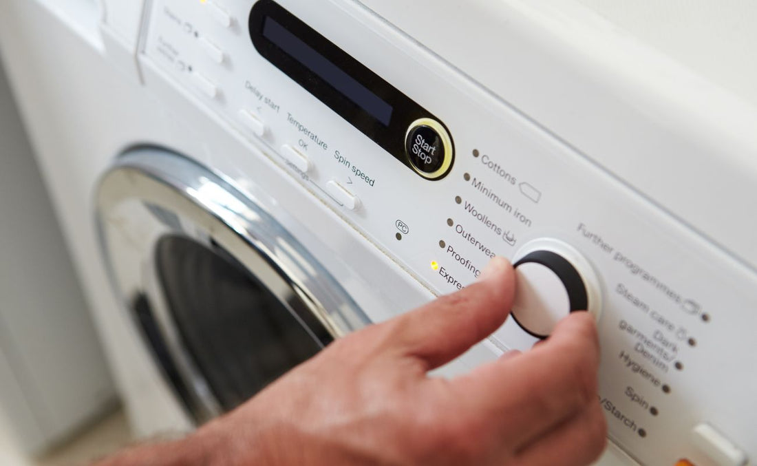 How do you dye fabric in the washing machine?
