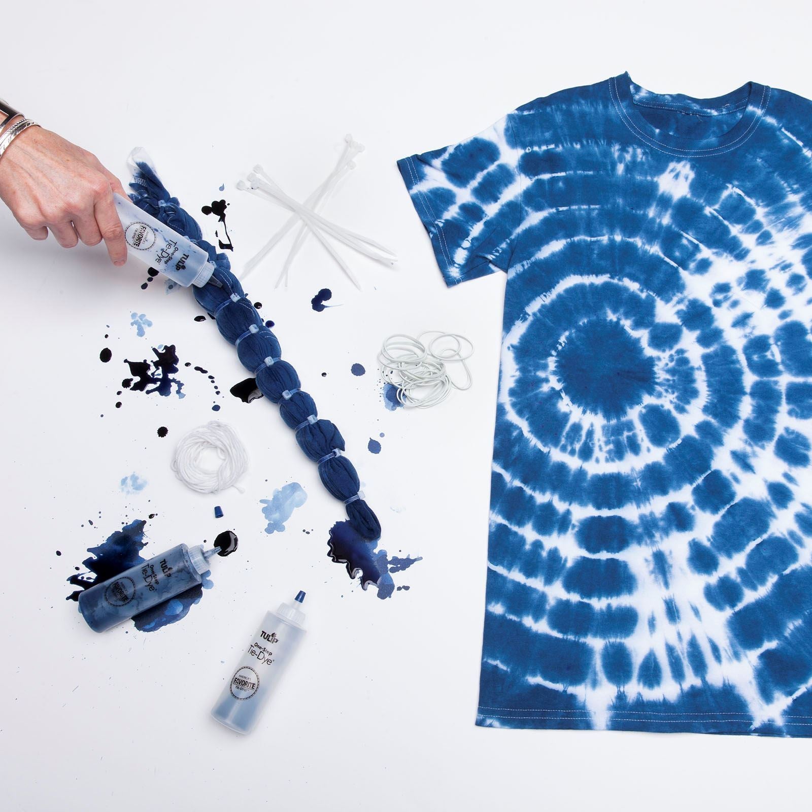Tulip Shibori 5-Color Tie-Dye Kit Shibori Tie Dye Shirt