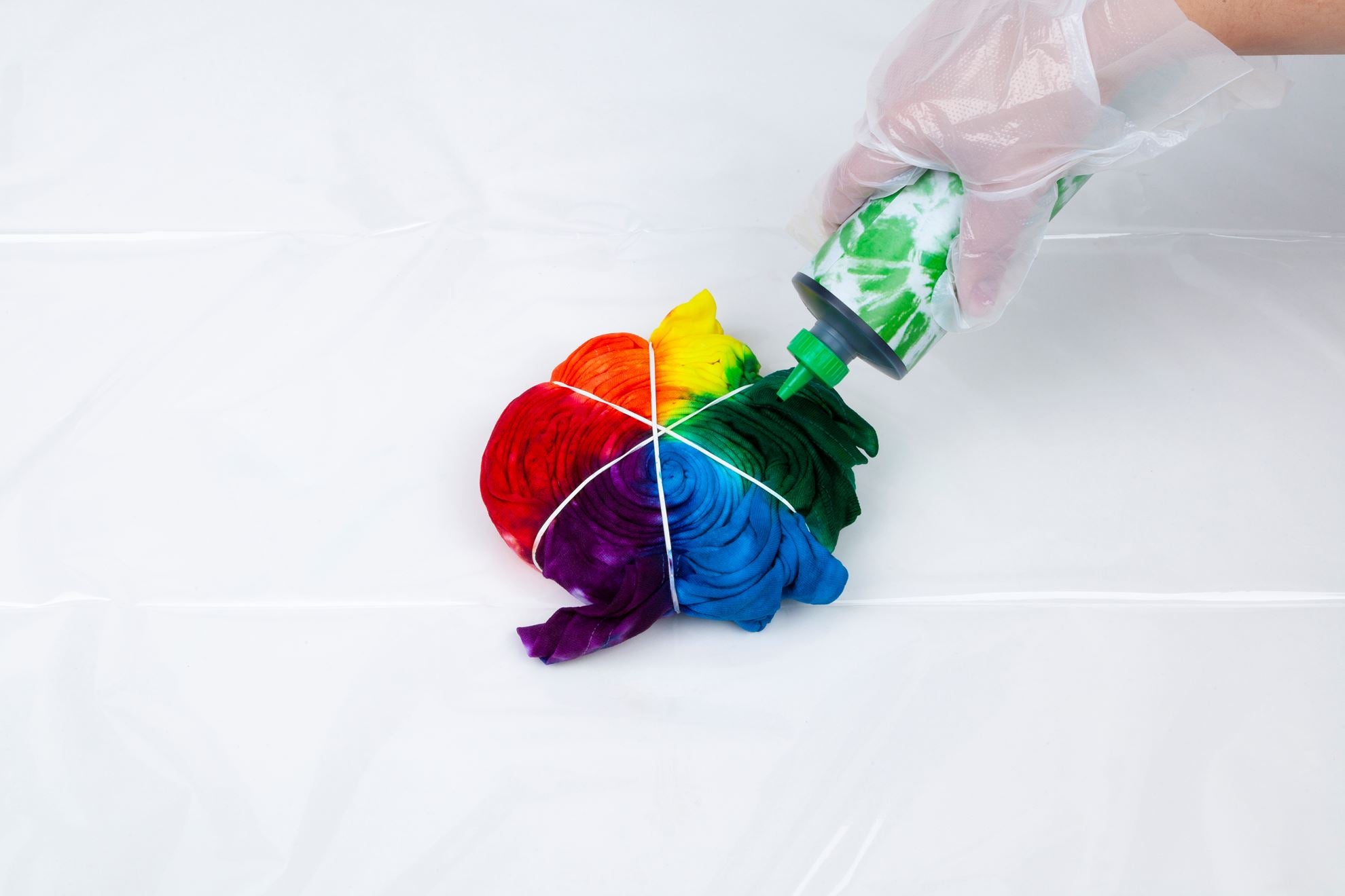 Tulip Party Pack 16 fl. oz. 6-Color Tie-Dye Kit Picture of 34726 Tulip Party Pack 16 fl. oz. 6-Color Tie-Dye Kit