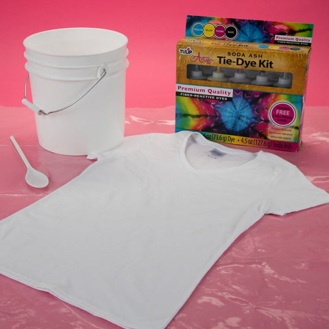 Picture of 33545 Tulip® Artisan Soda Ash Tie-Dye Kit Picture of 33545 Tulip® Artisan Soda Ash Tie-Dye Kit
