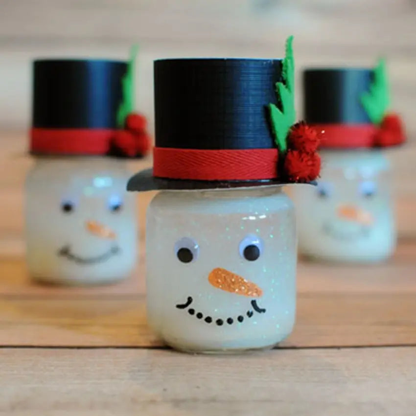 Friendly Snowman Snow Globe