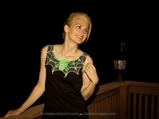 Picture of DIY Glow in the Dark Spiderweb Necklace