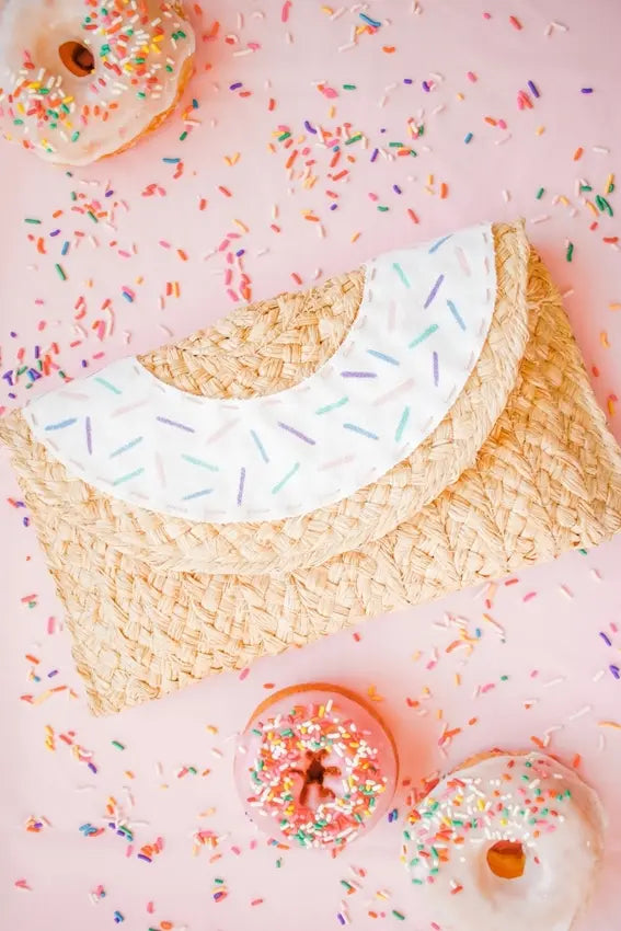 Easy DIY Donut Clutch Purse