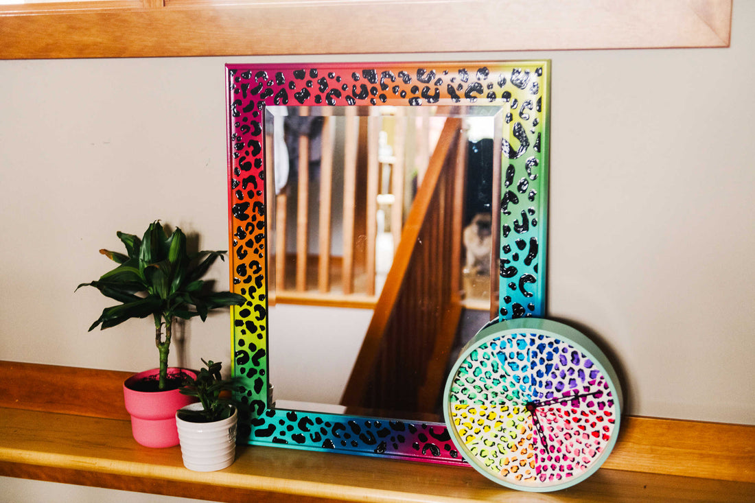 ‘90s Nostalgia DIY with Puff Paint: Rainbow Leopard Print Décor