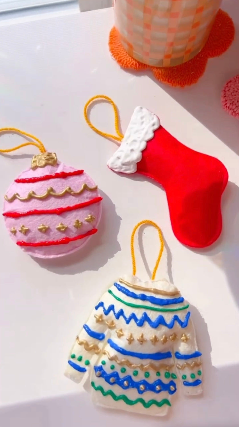 How to make DIY Christmas Ornaments with Felt and Puff Paint