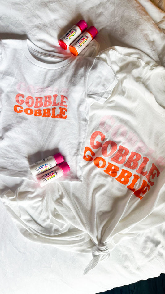 Thanksgiving Outfit Idea: Custom Mommy and Me Shirts with Fabric Paint