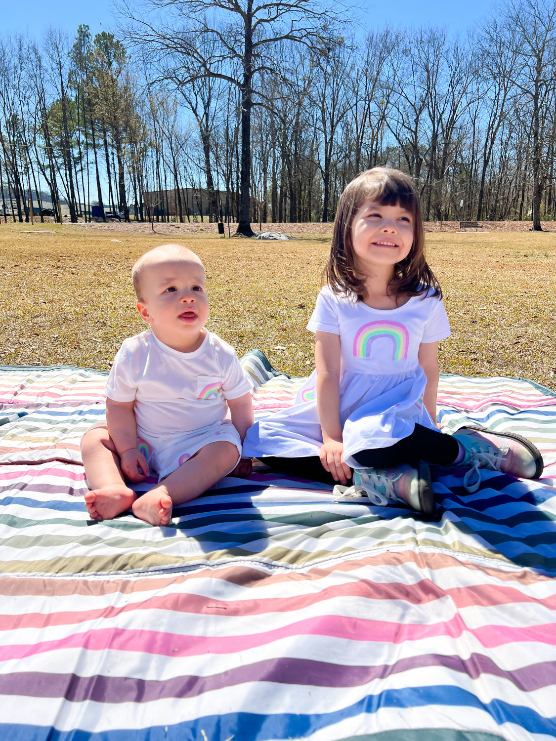 How to Make Matching Family Outfits with Color Change Paint – Tulip ...